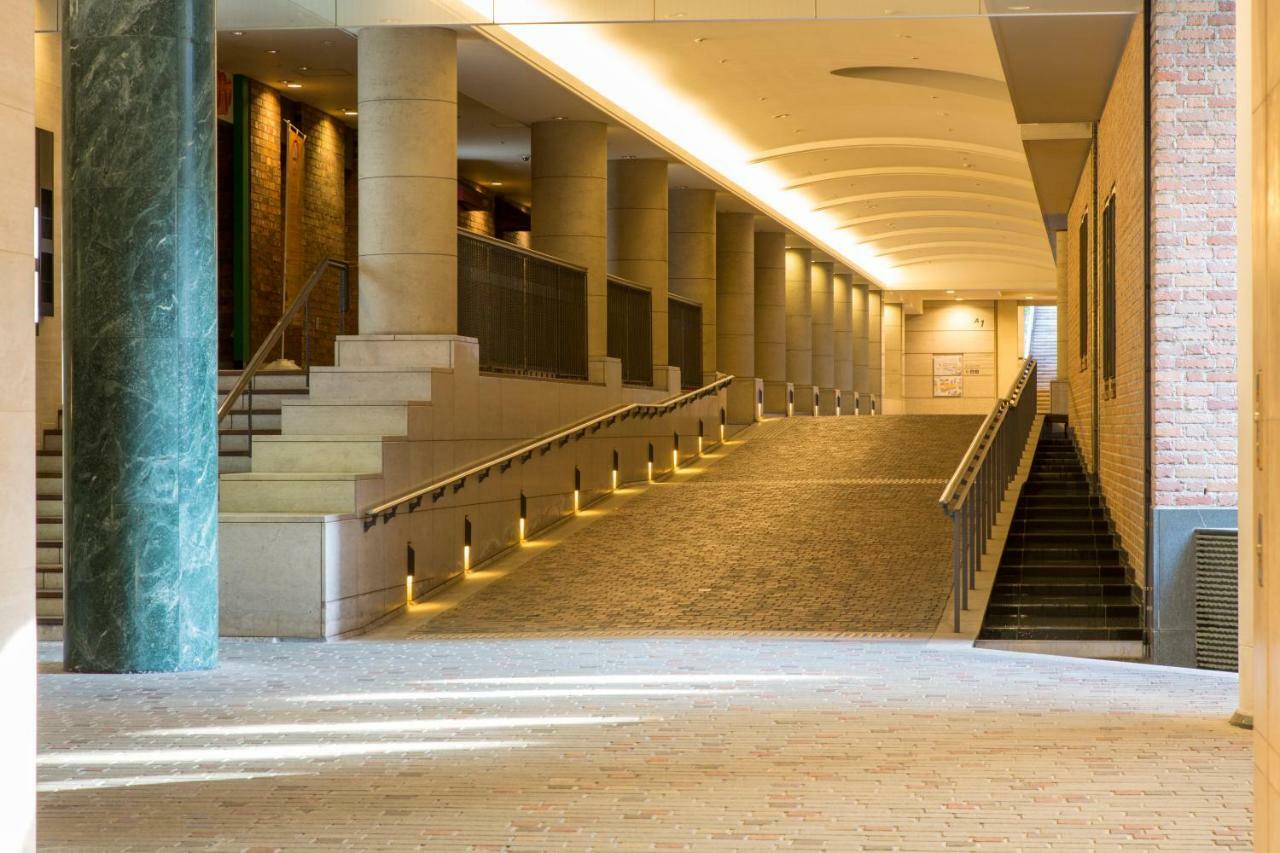 Monterey 4* Ōsaka